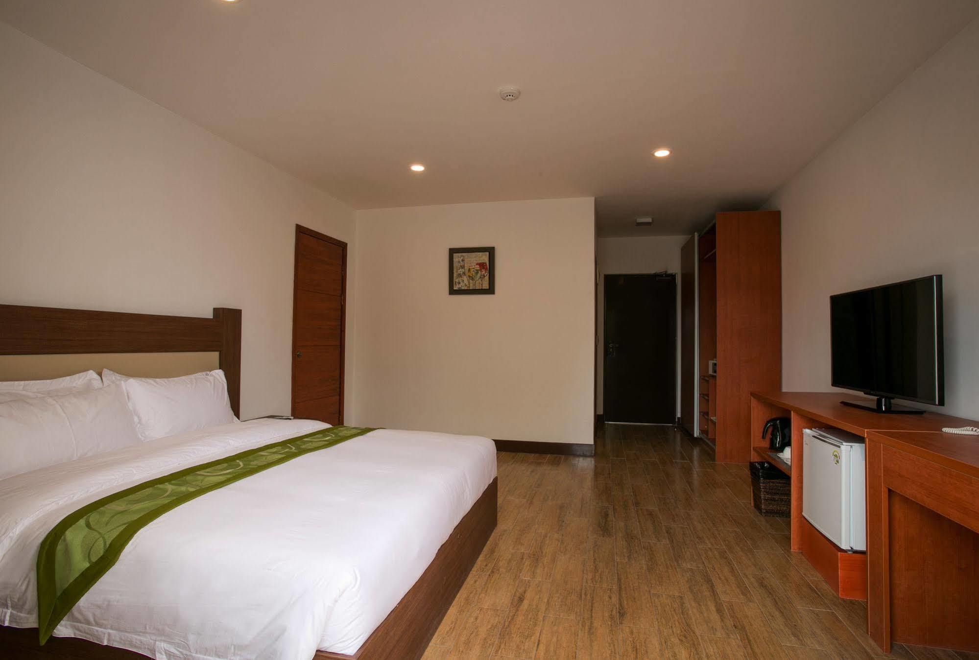 Gabi Resort & Spa Cordova  Zewnętrze zdjęcie